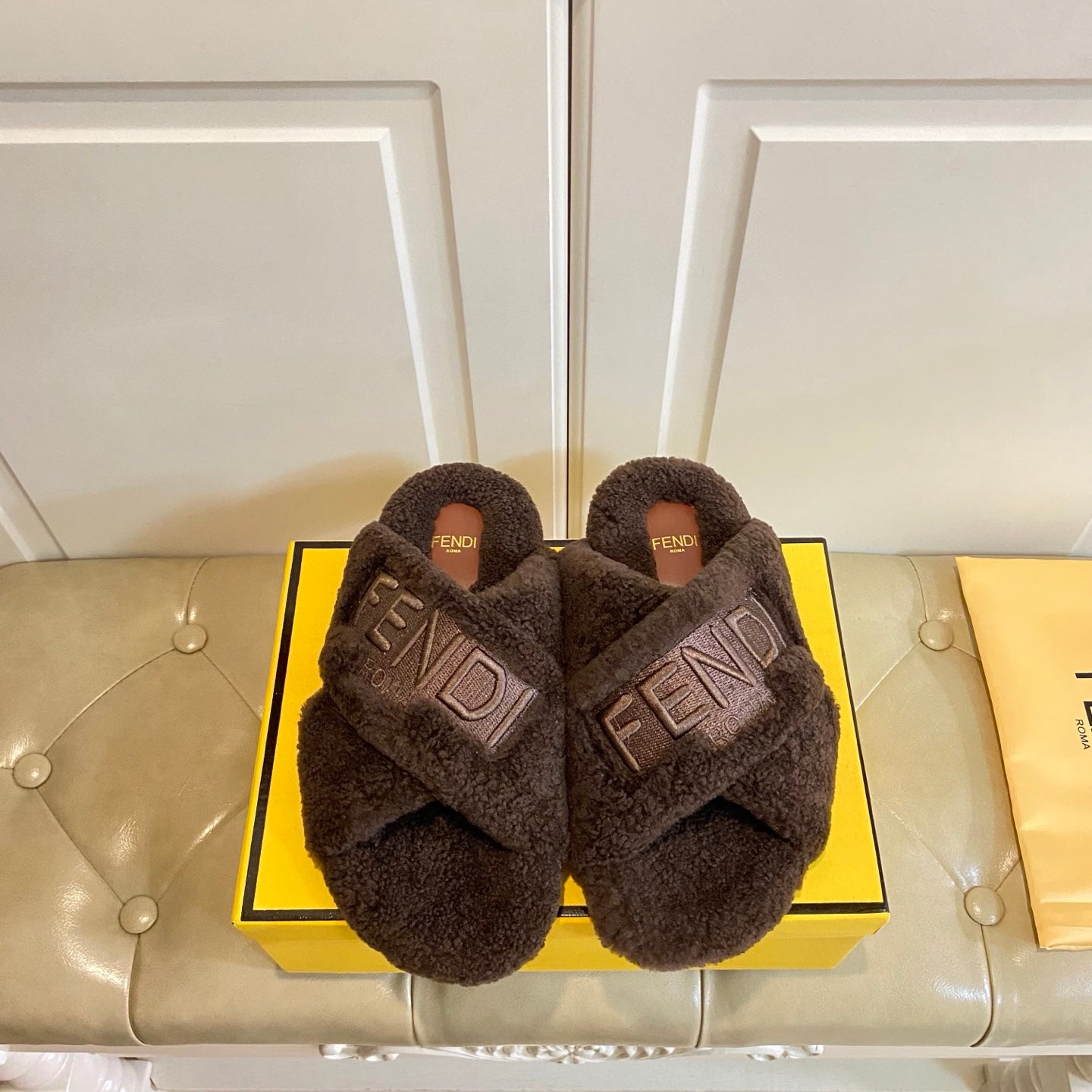 China Replica Fendi Women Shoes 88usd Only