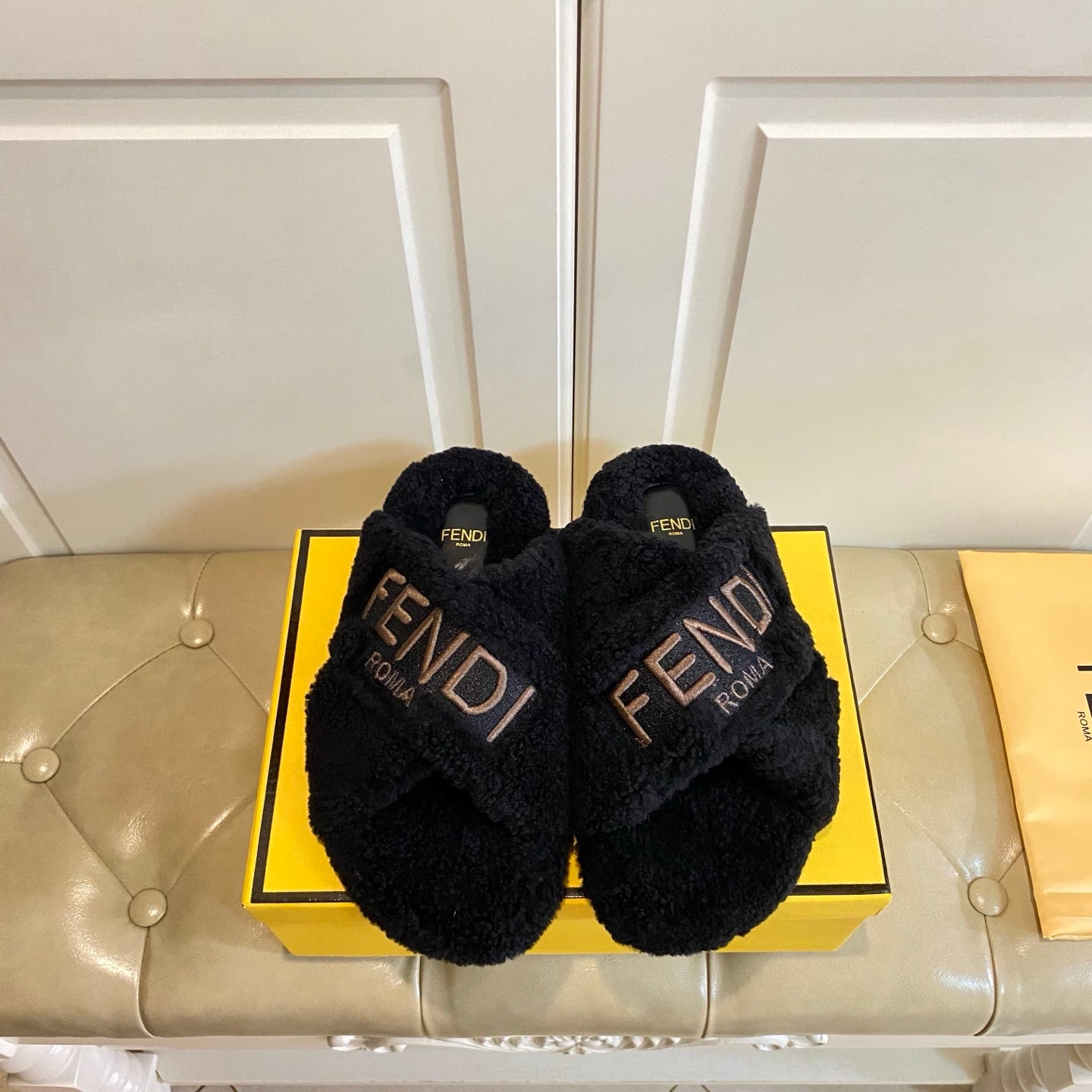 China Replica Fendi Women Shoes 88usd Only