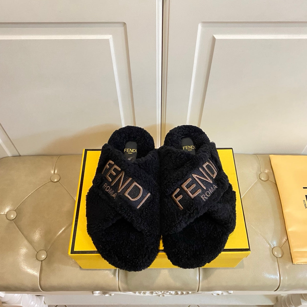 China Replica Fendi Women Shoes 88usd Only