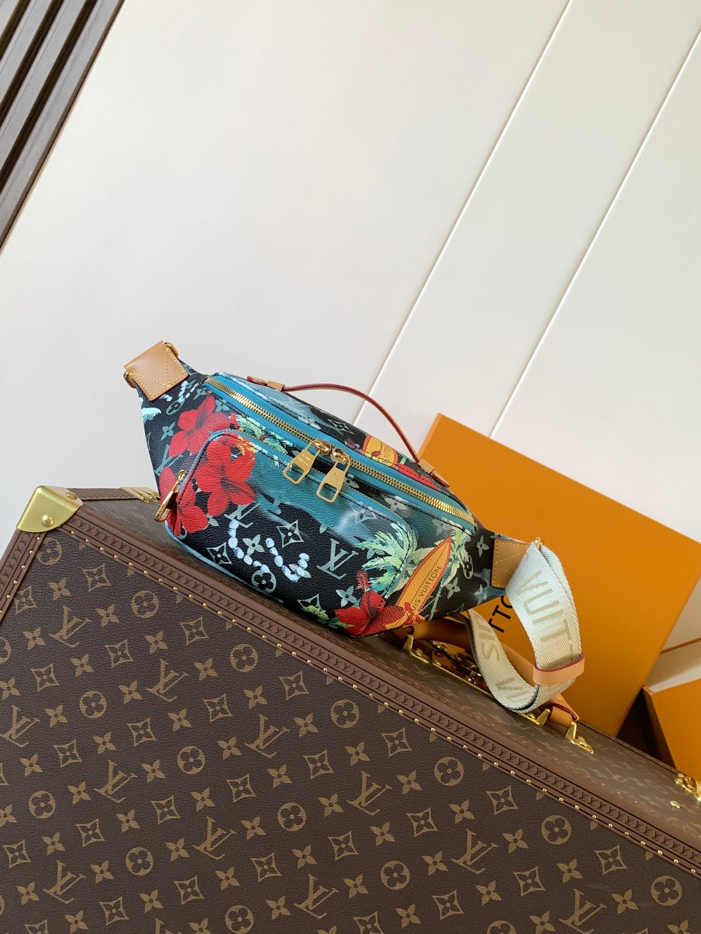 China Replica LV Handbags 153usd Only