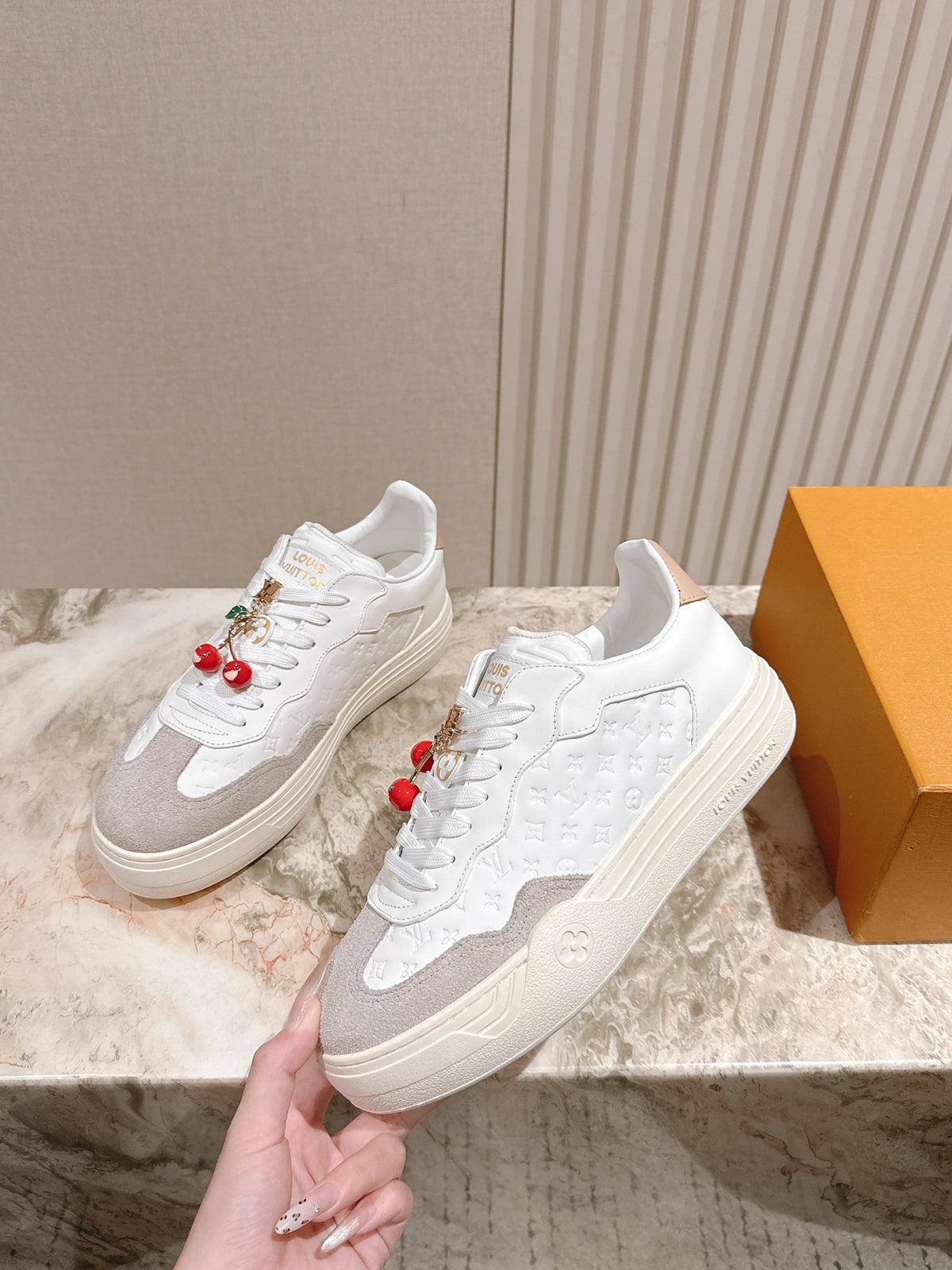 China Replica LV Women Shoes 119usd Only
