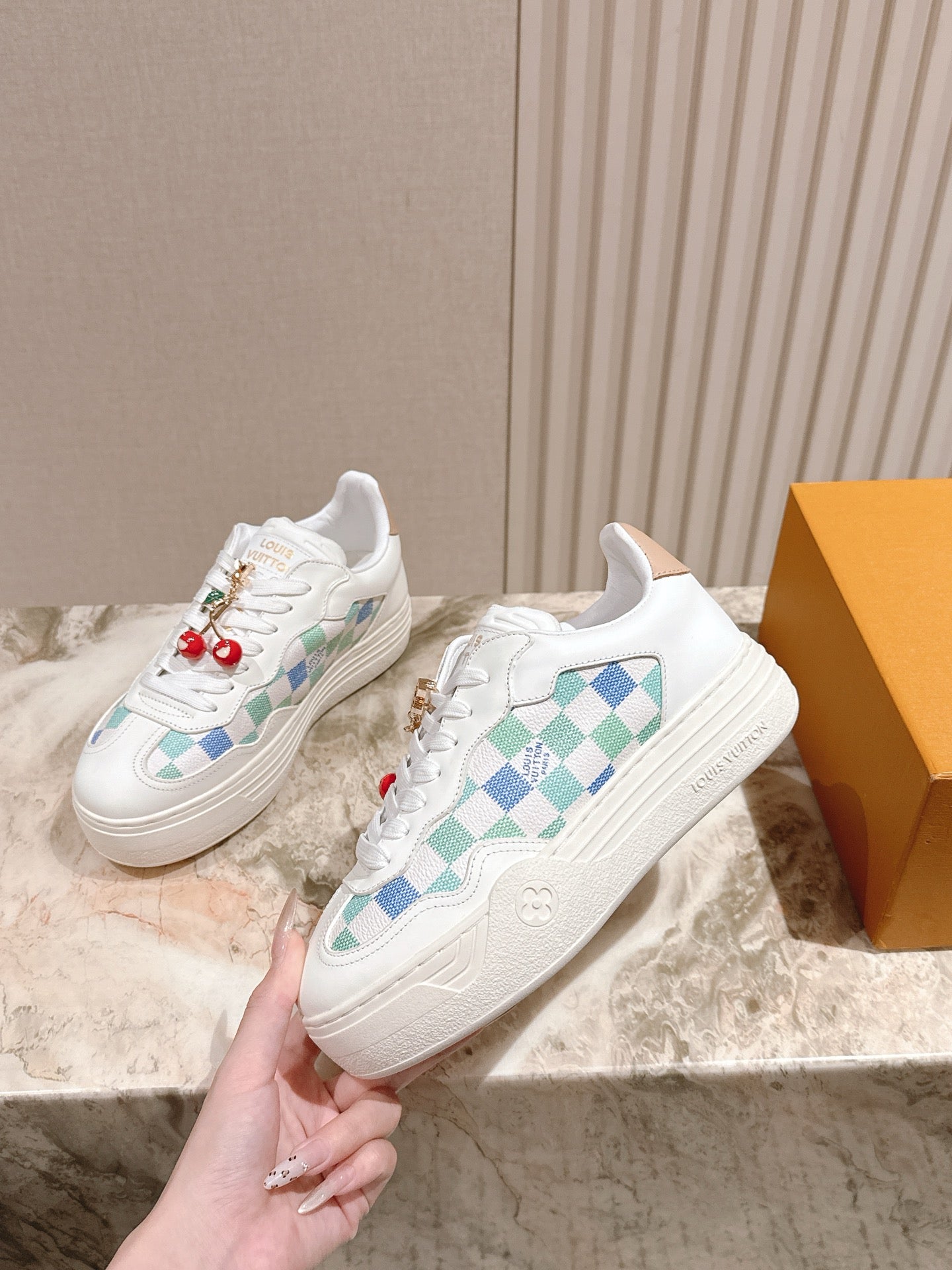 China Replica LV Women Shoes 119usd Only
