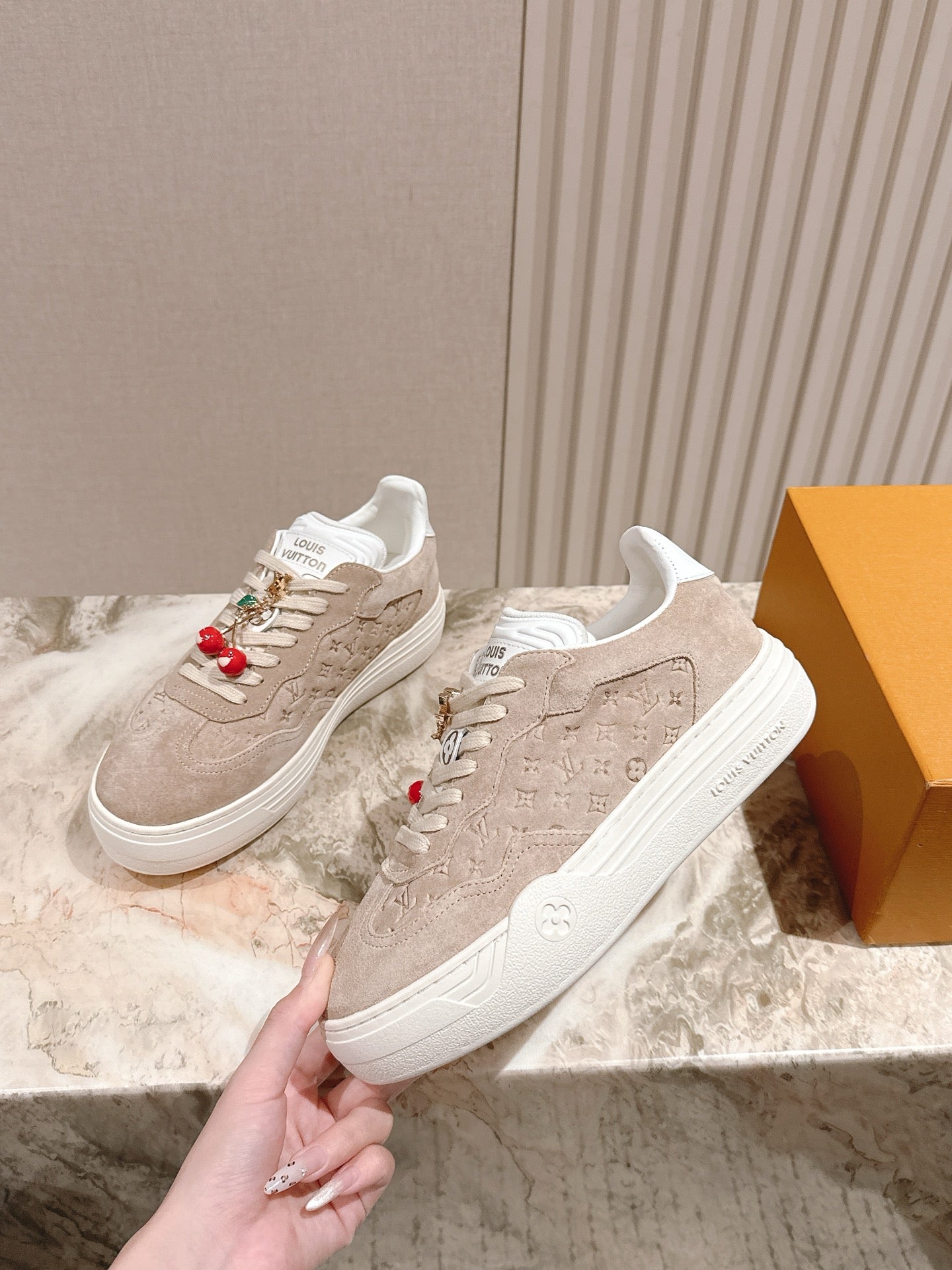 China Replica LV Women Shoes 119usd Only