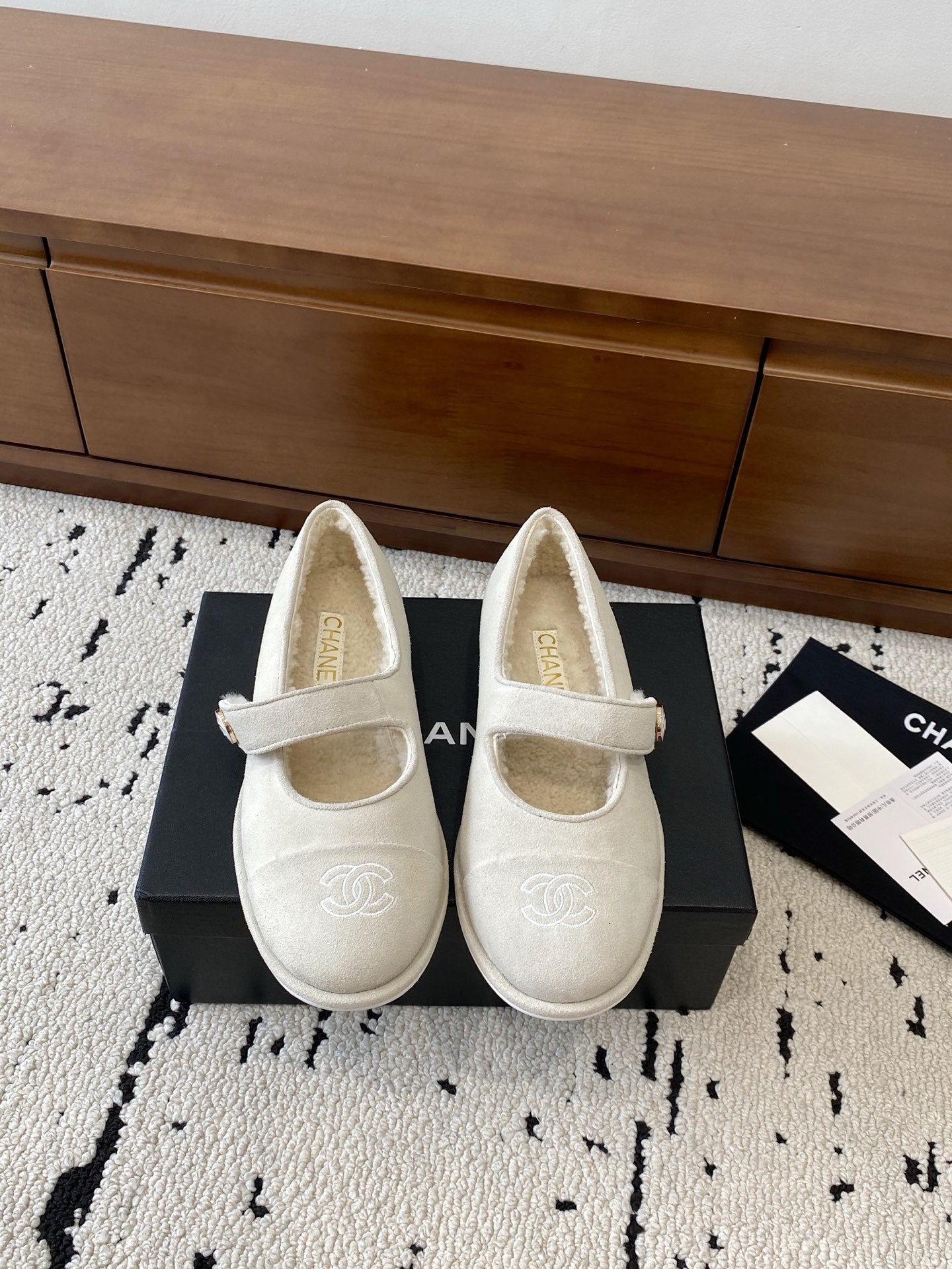 China Replica Chanel Women Shoes 102usd Only