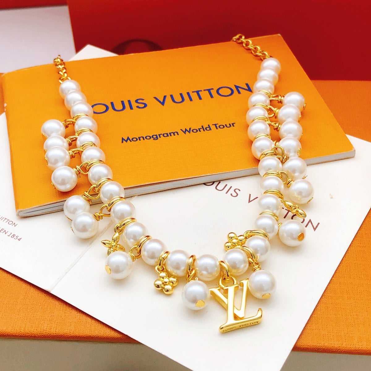 China Replica LV Necklaces 48usd Only