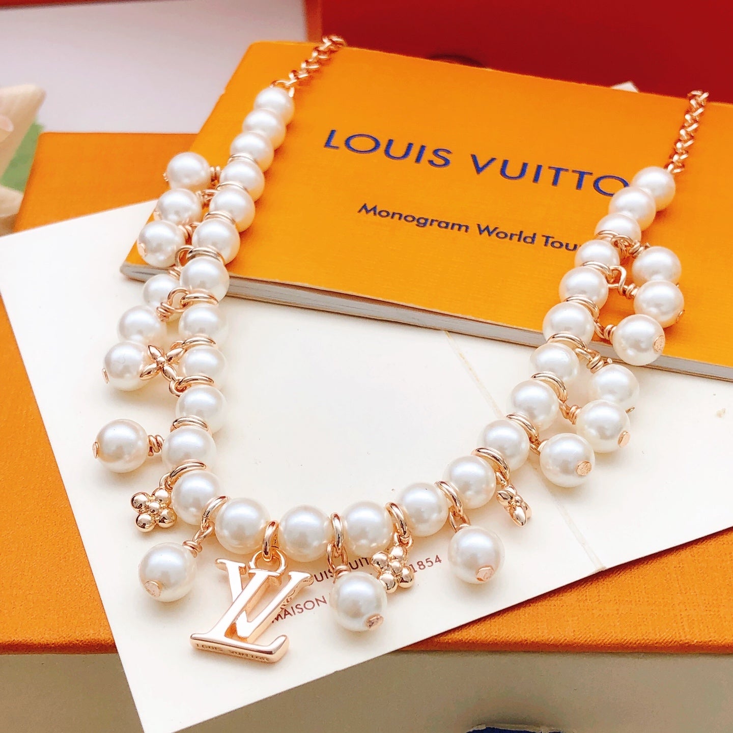 China Replica LV Necklaces 48usd Only