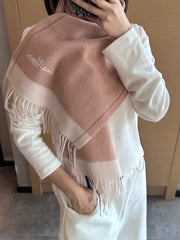 China Replica LV Scarf 44usd Only