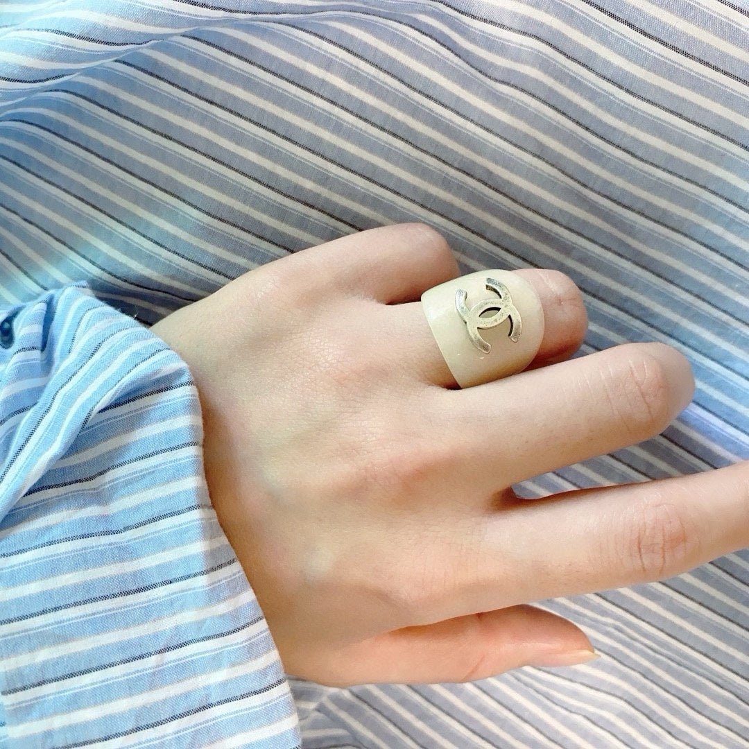 China Replica Chanel Rings 32usd Only