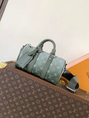 China Replica LV Handbags 156usd Only