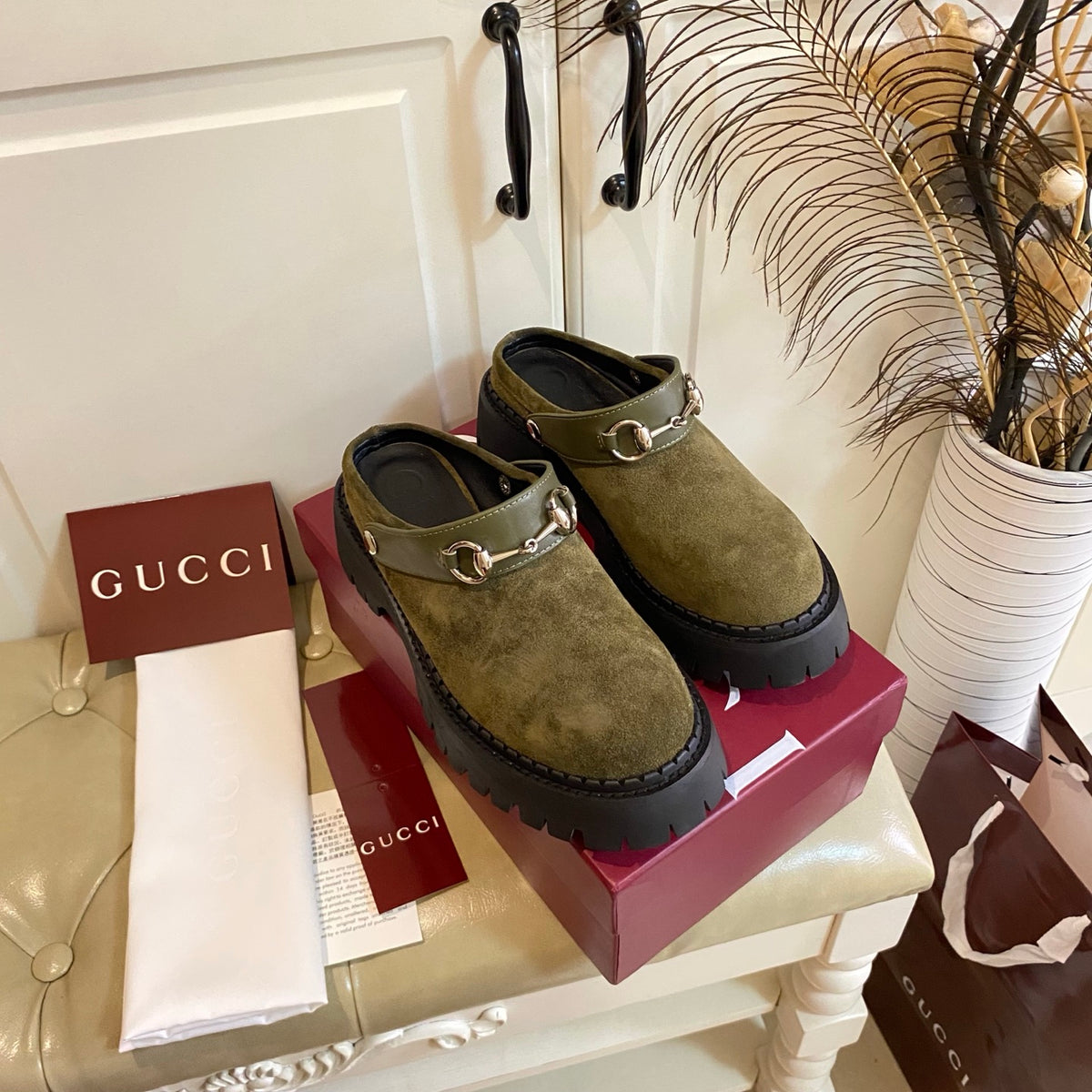 China Replica Gucci Women Shoes 102usd Only