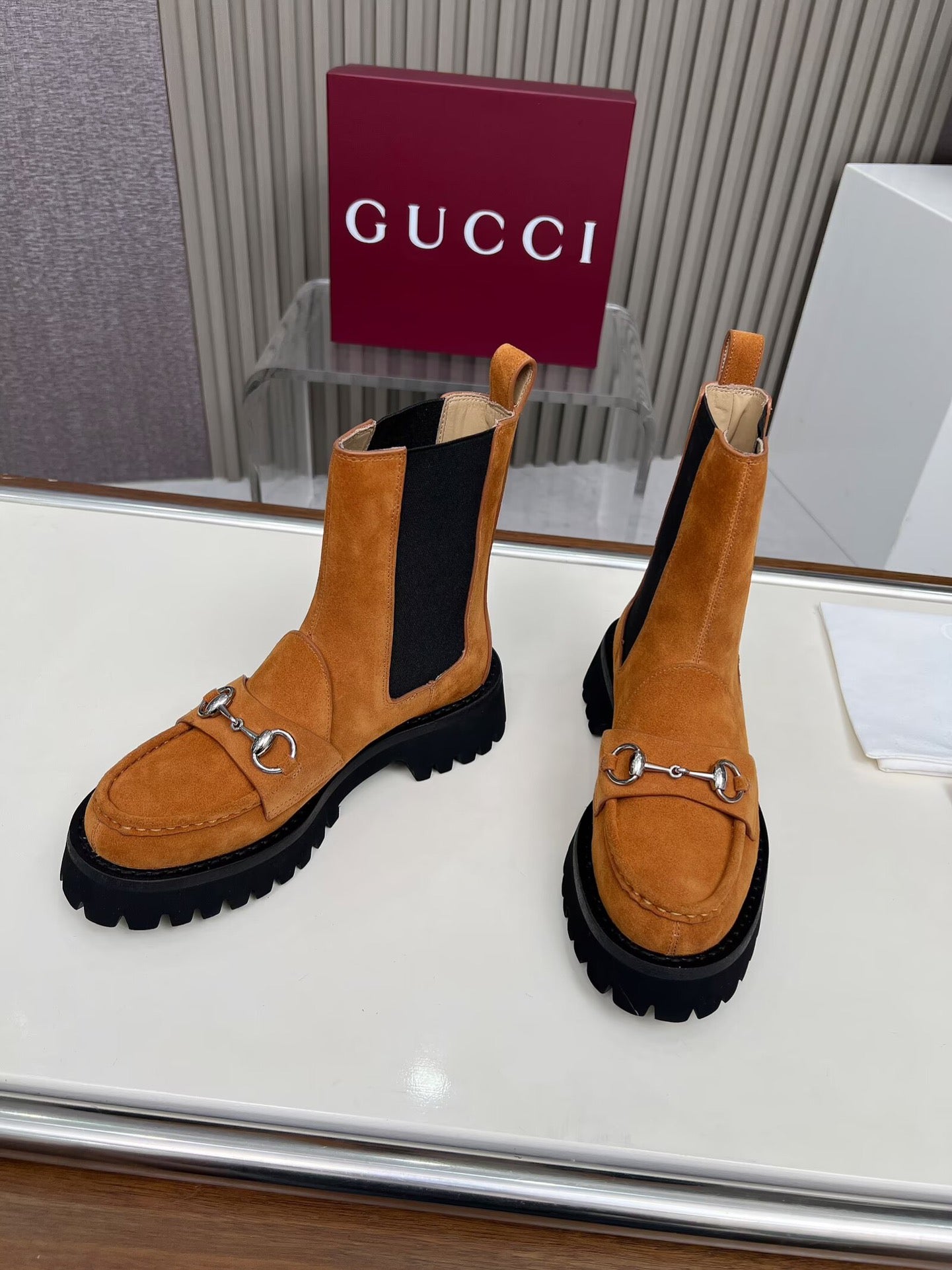 China Replica Gucci Women Shoes 105usd Only