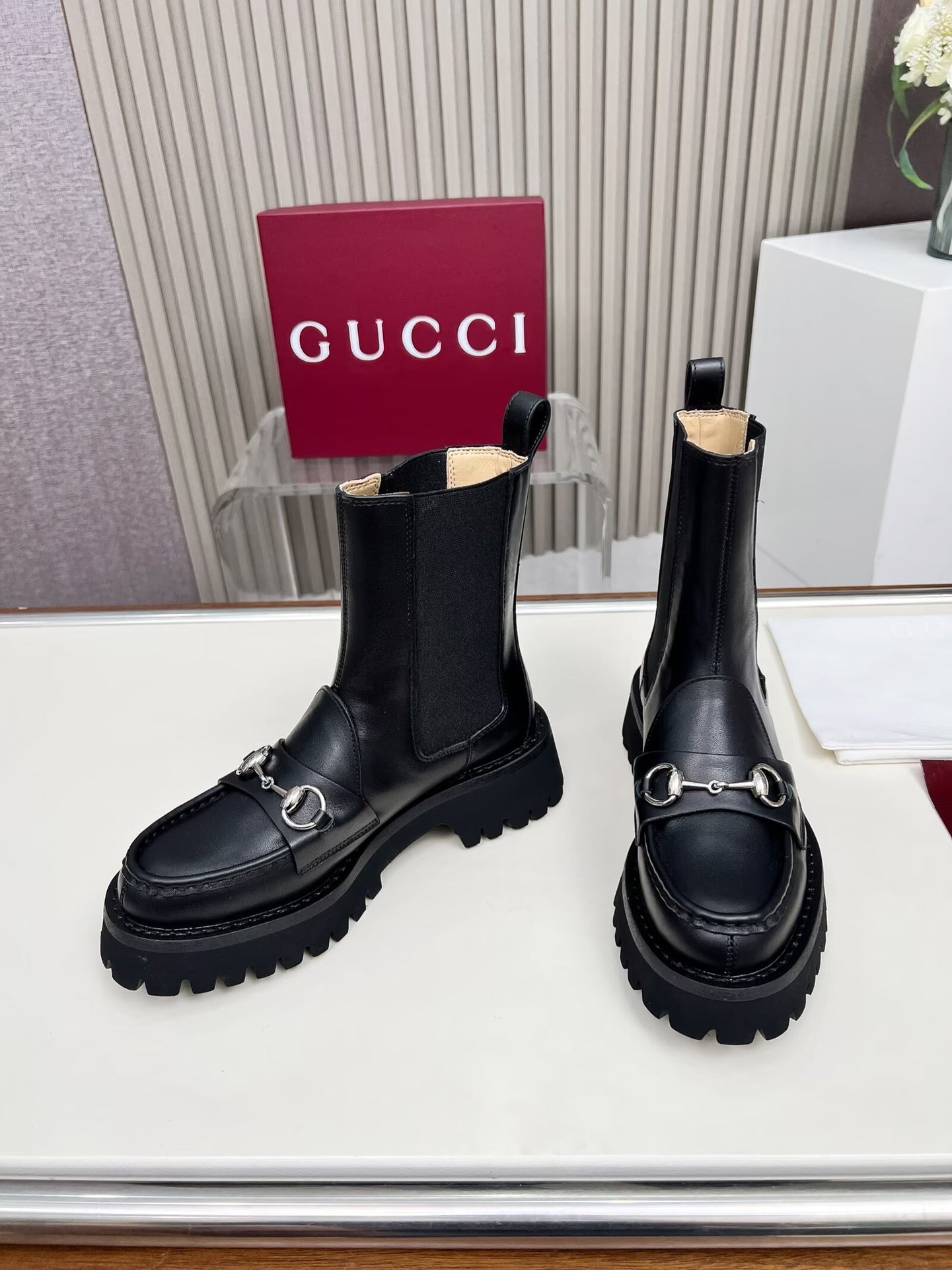 China Replica Gucci Women Shoes 105usd Only