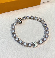 China Replica LV Bracelets 40usd Only