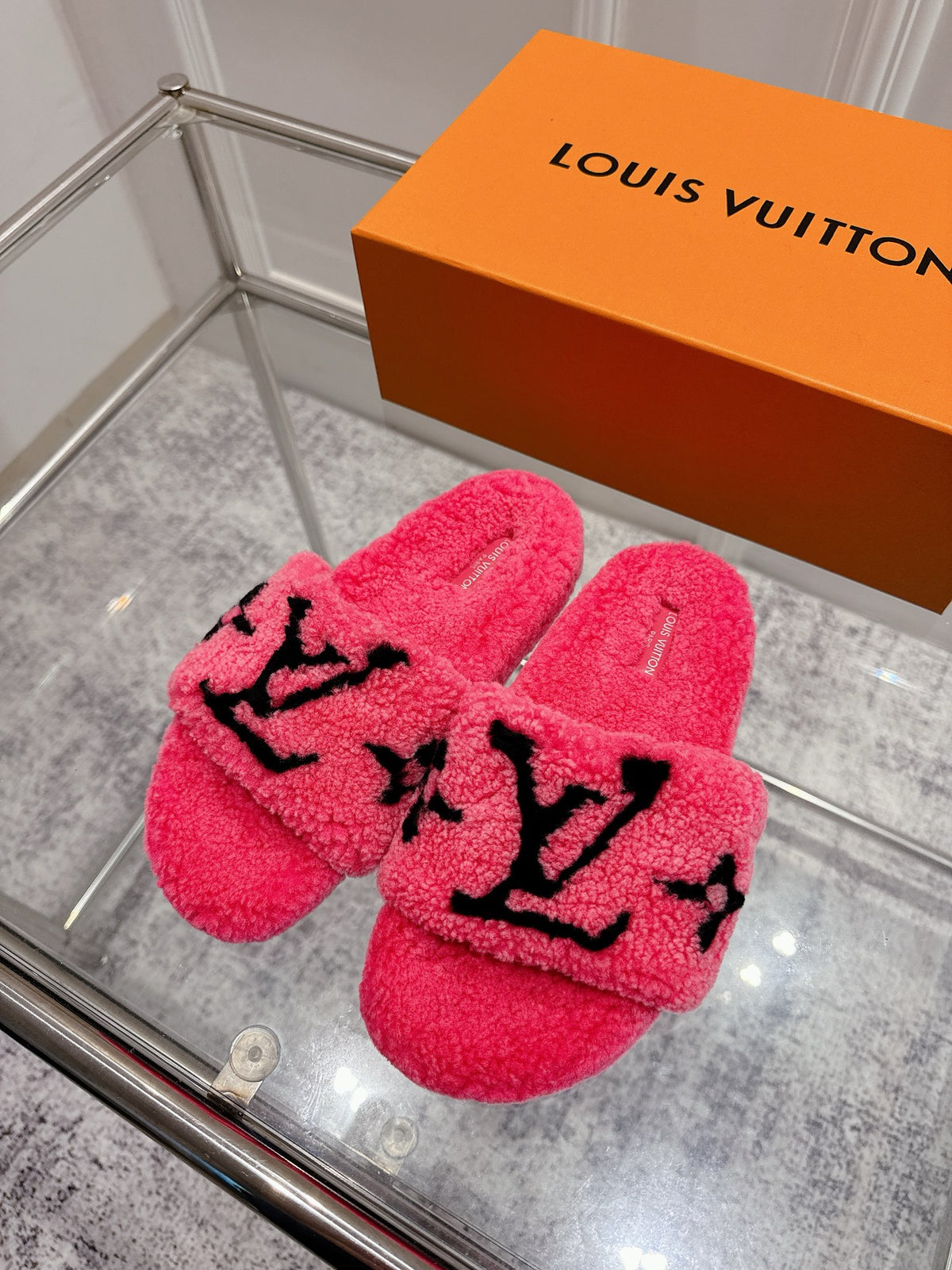 China Replica LV Women Shoes 98usd Only
