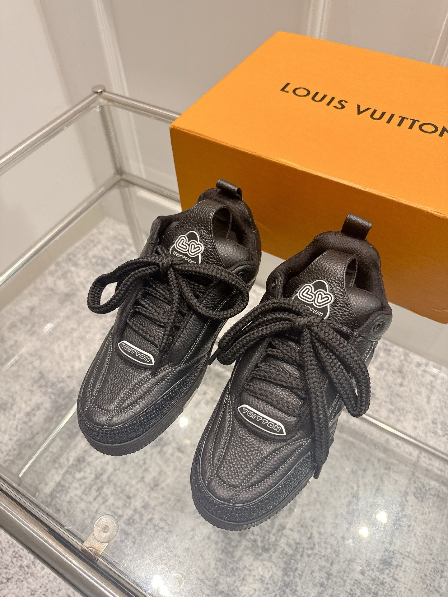 China Replica LV Women Shoes 147usd Only