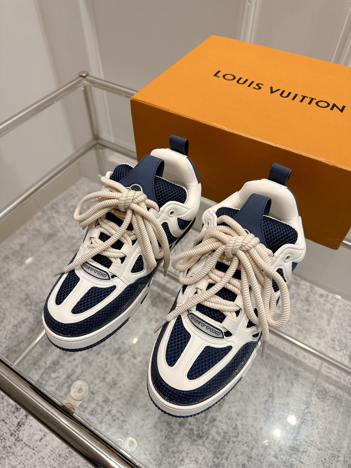 China Replica LV Women Shoes 147usd Only