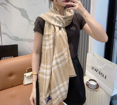China Replica Burberry Scarf 66usd Only