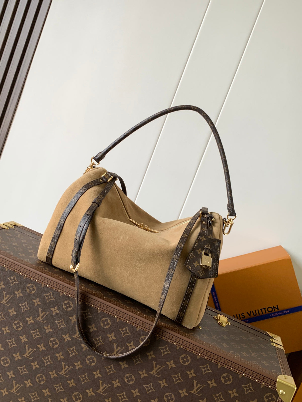 China Replica LV Handbags 204usd Only