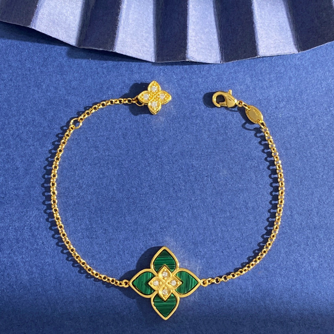 China Replica Van Cleef Arpels Bracelets 28usd Only