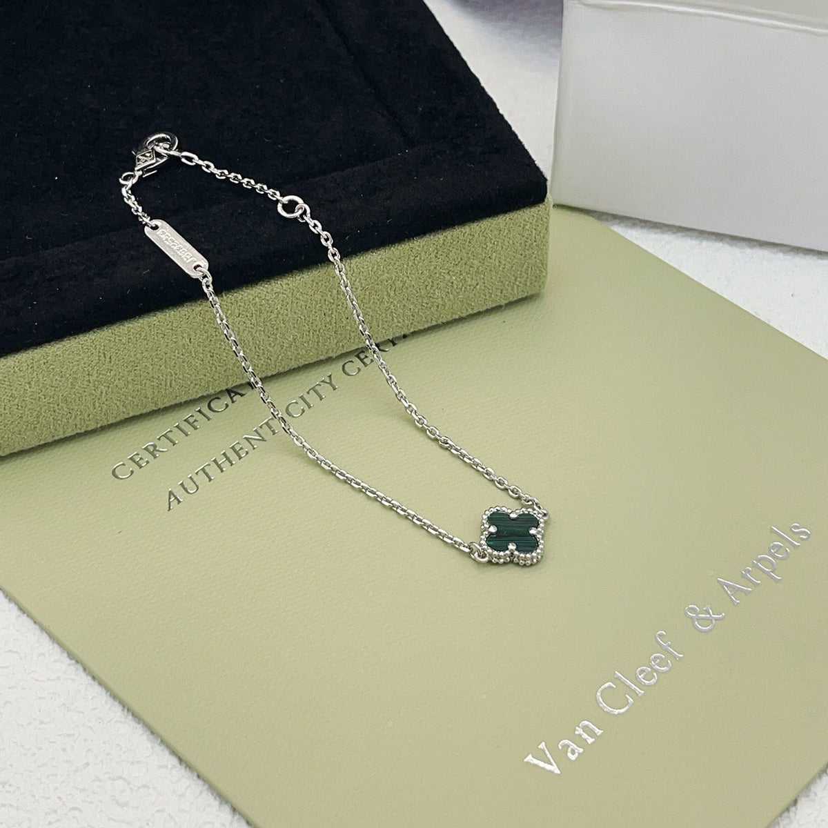 China Replica Van Cleef Arpels Bracelets 25usd Only