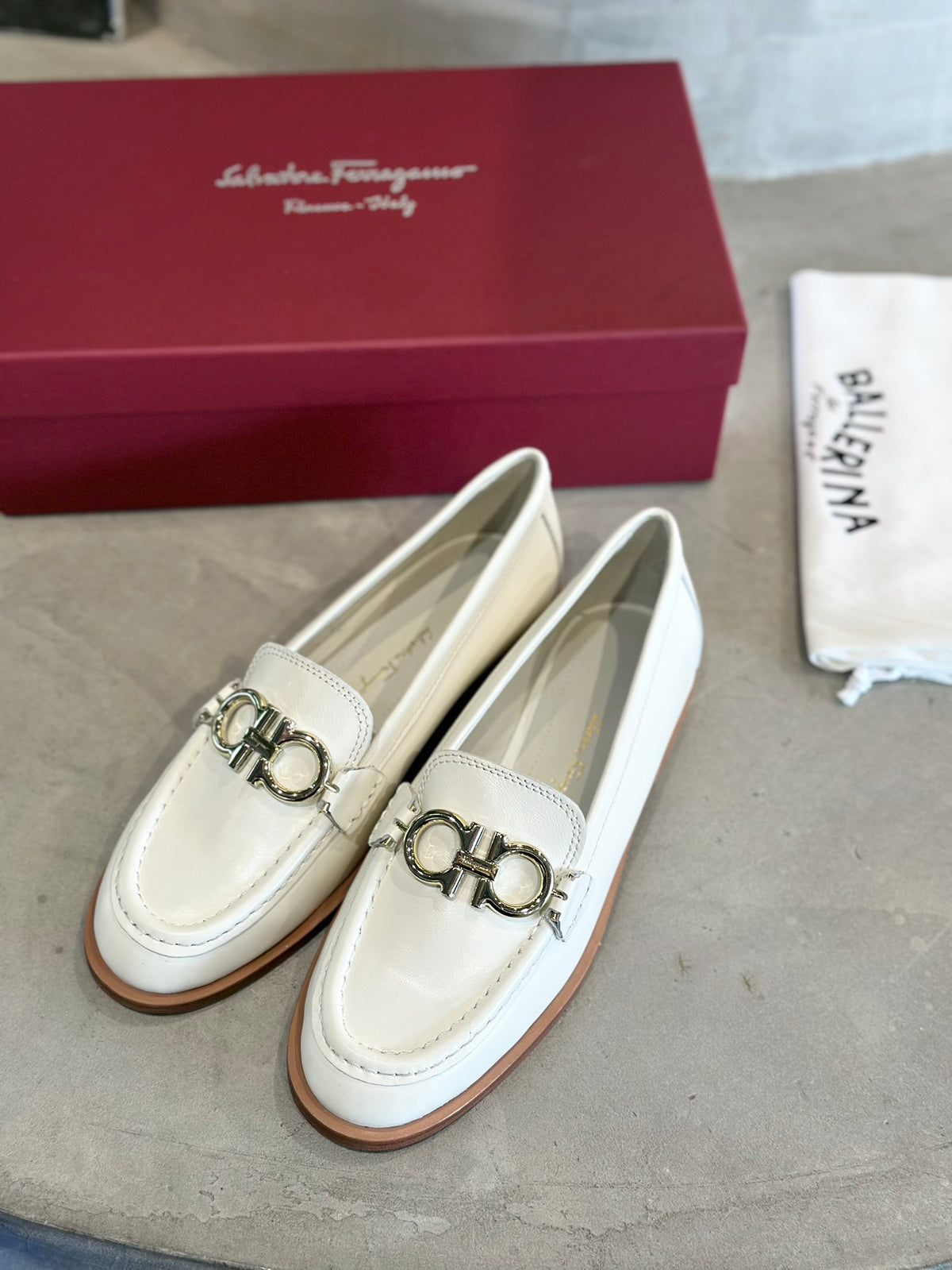 China Replica Ferragamo Women Shoes 115usd Only