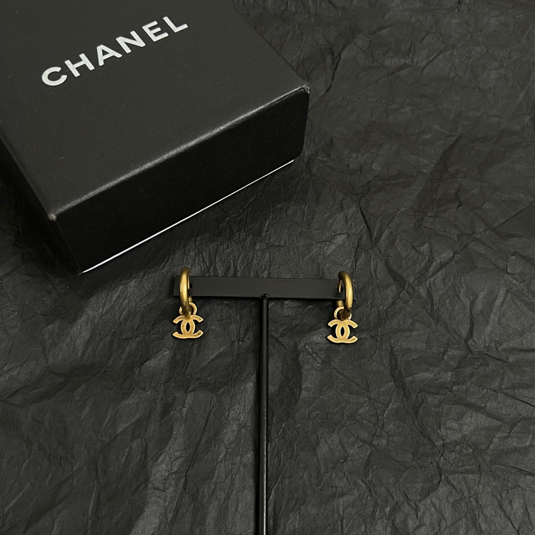 China Replica Chanel Earrings 38usd Only