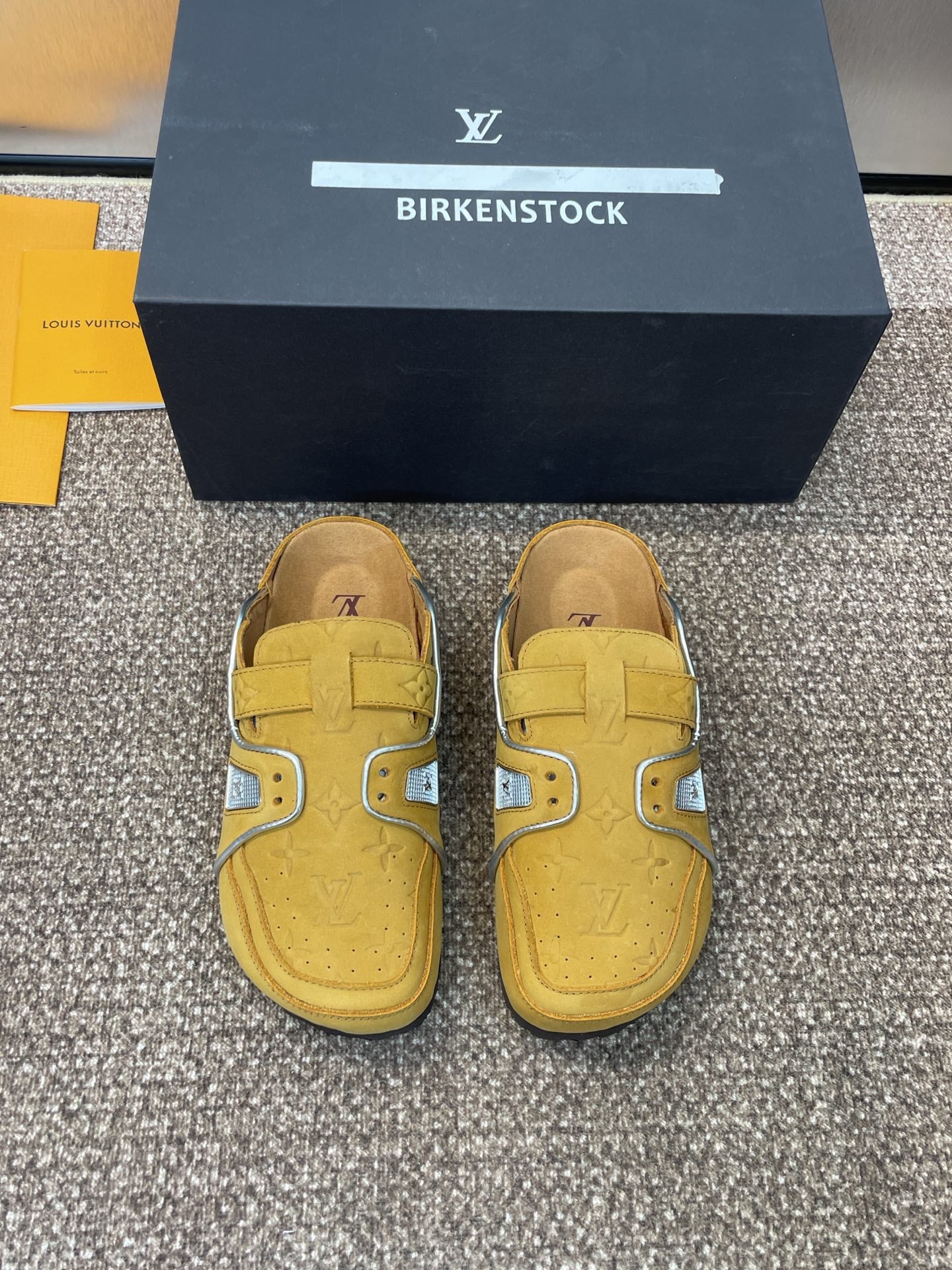 China Replica LV Women Shoes 94usd Only