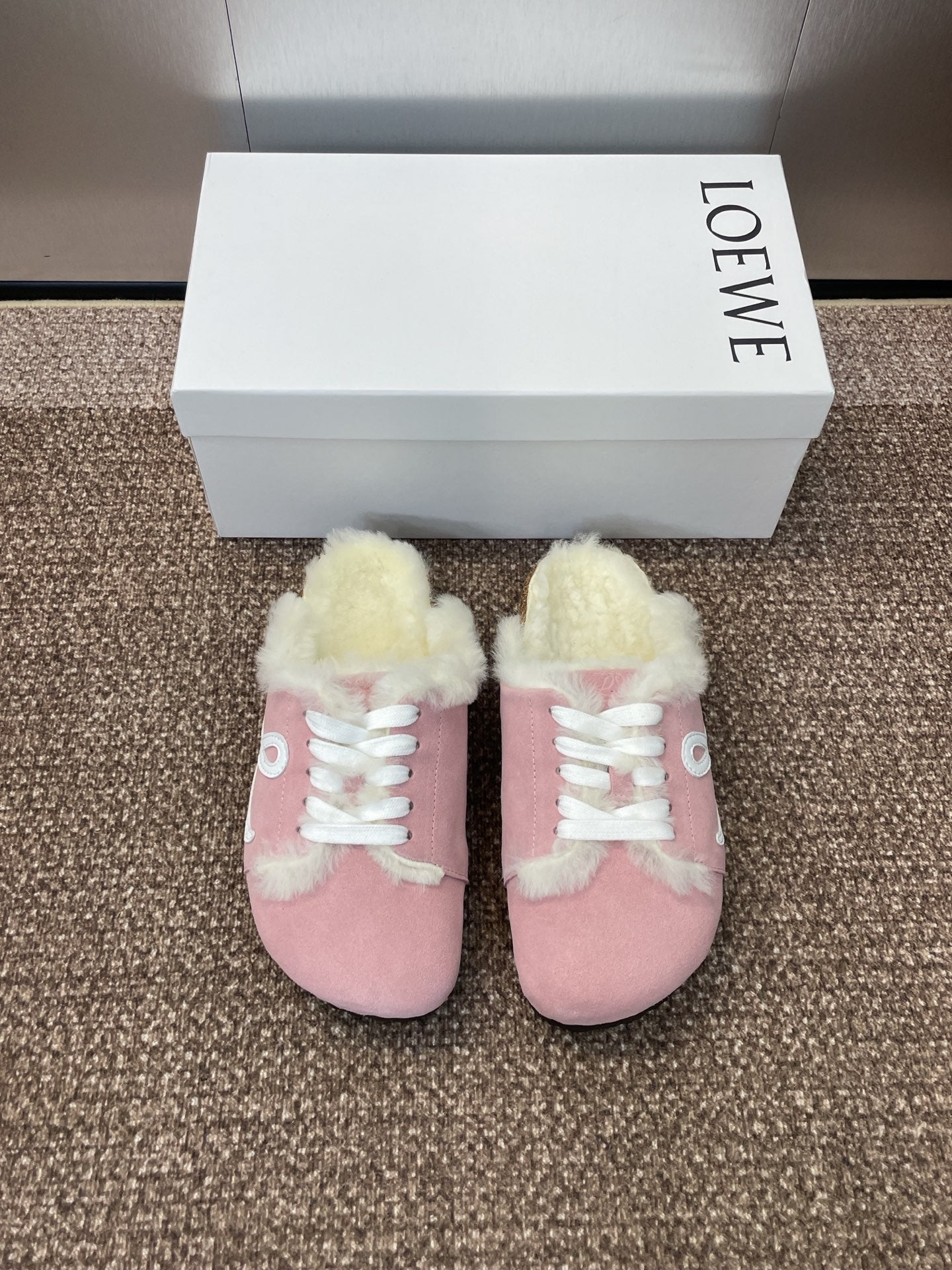 China Replica Loewe Women Shoes 94usd Only