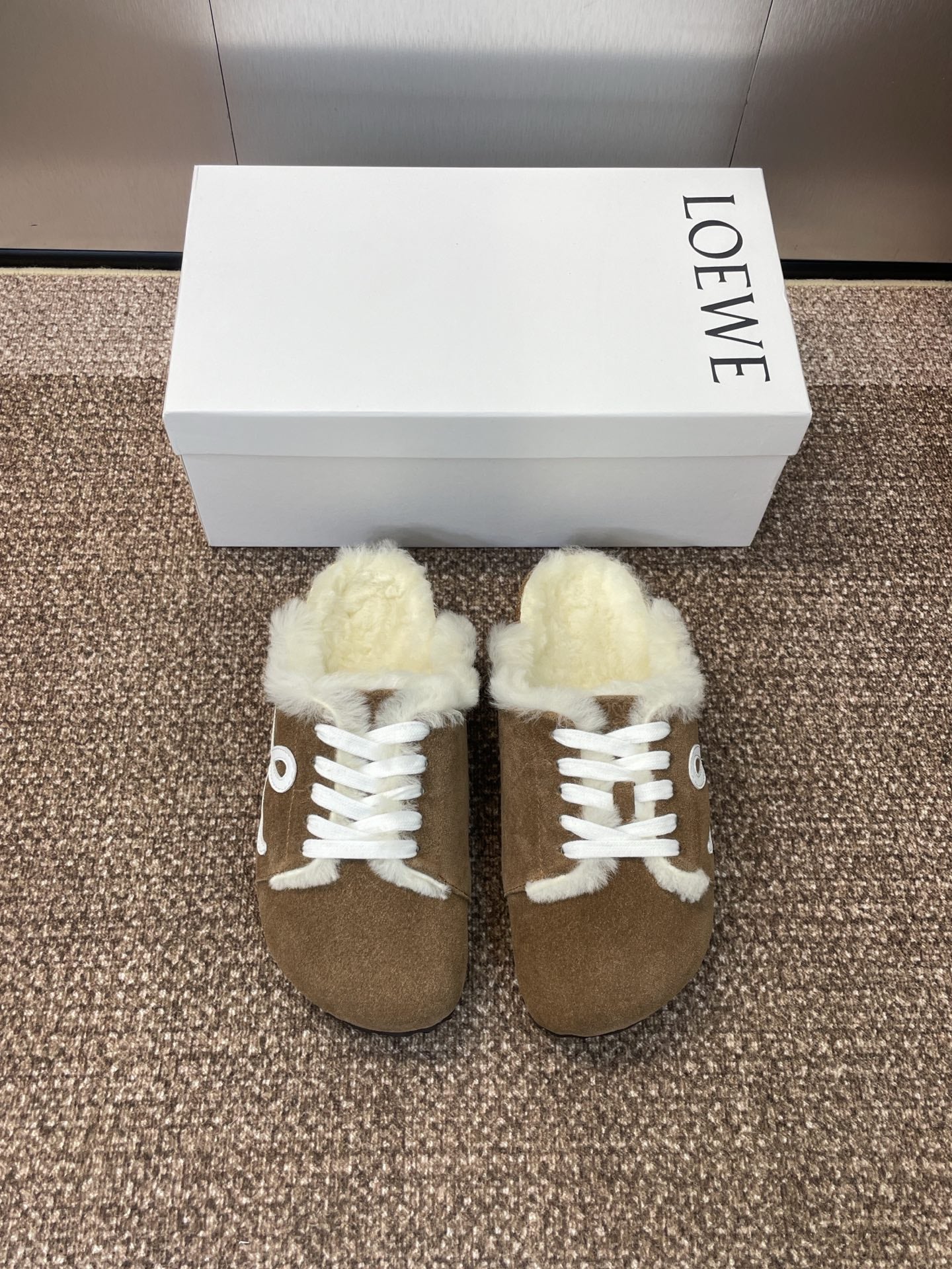 China Replica Loewe Women Shoes 94usd Only