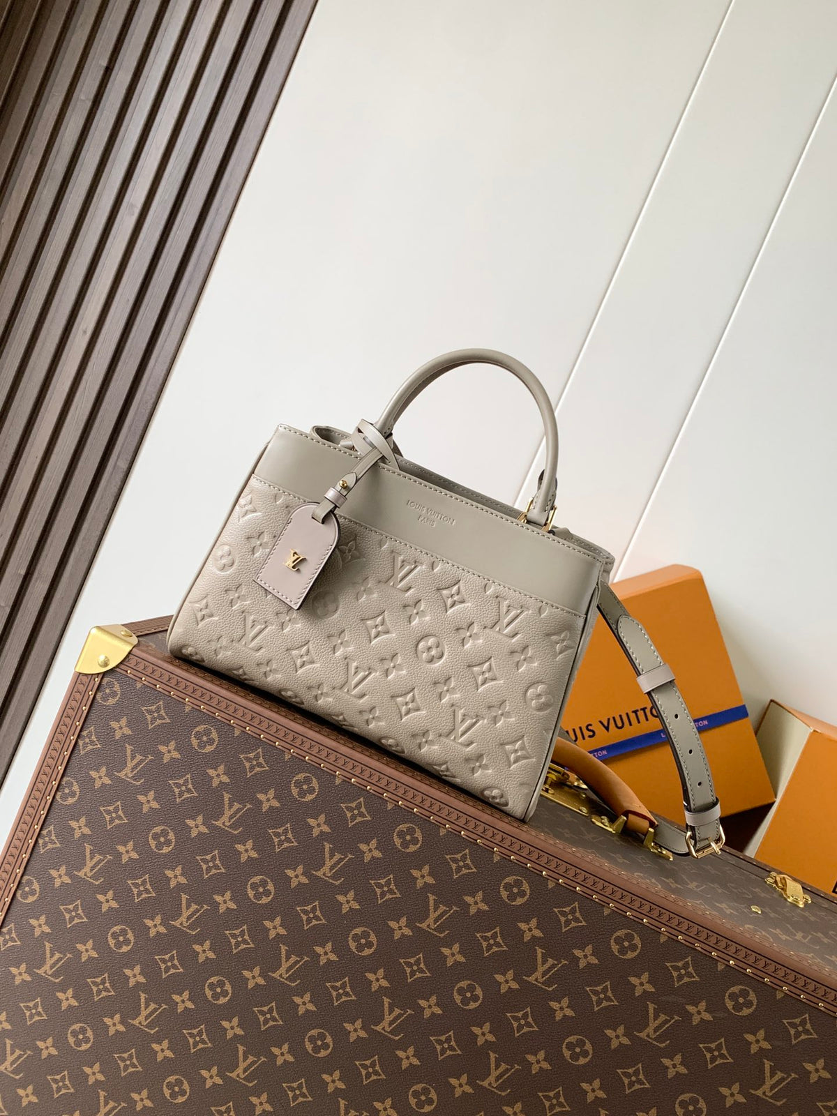 China Replica LV Handbags 180usd Only