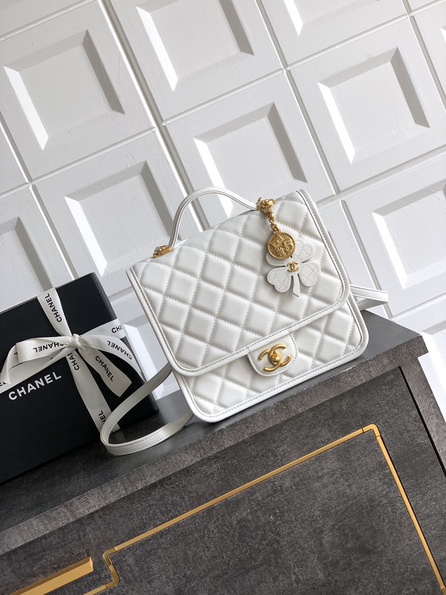China Replica Chanel Handbags 300usd Only