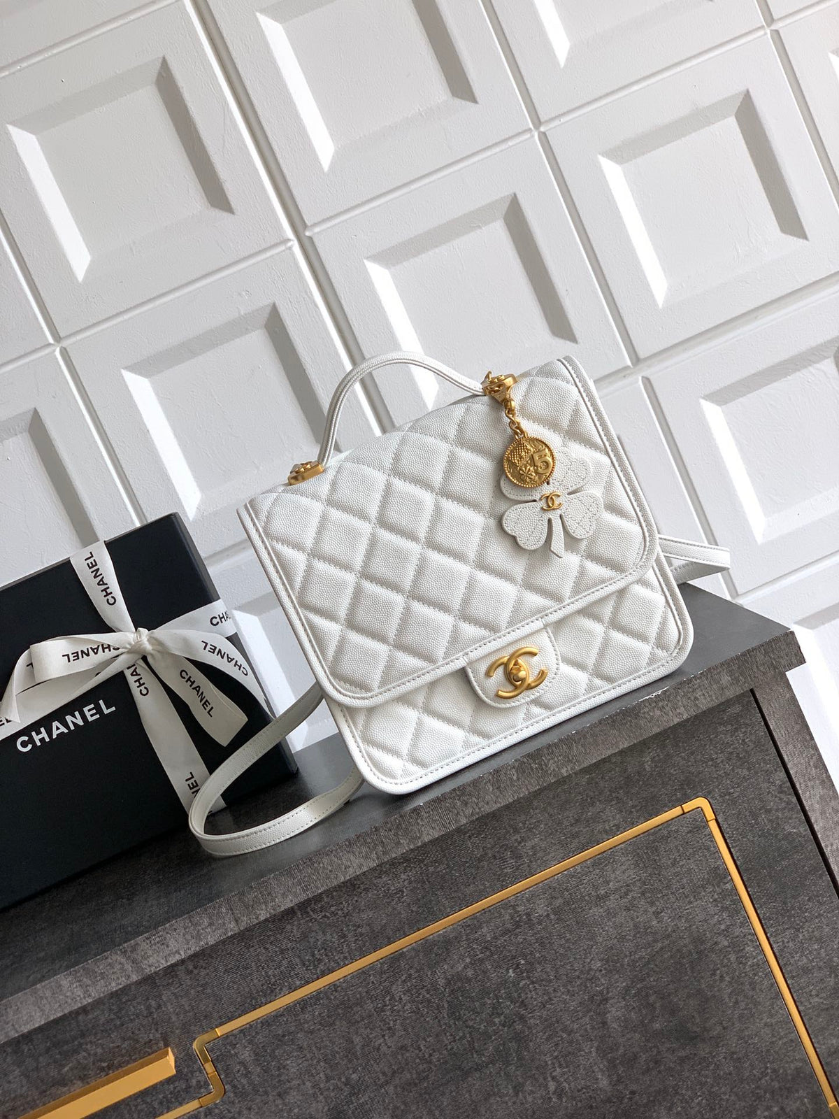 China Replica Chanel Handbags 300usd Only