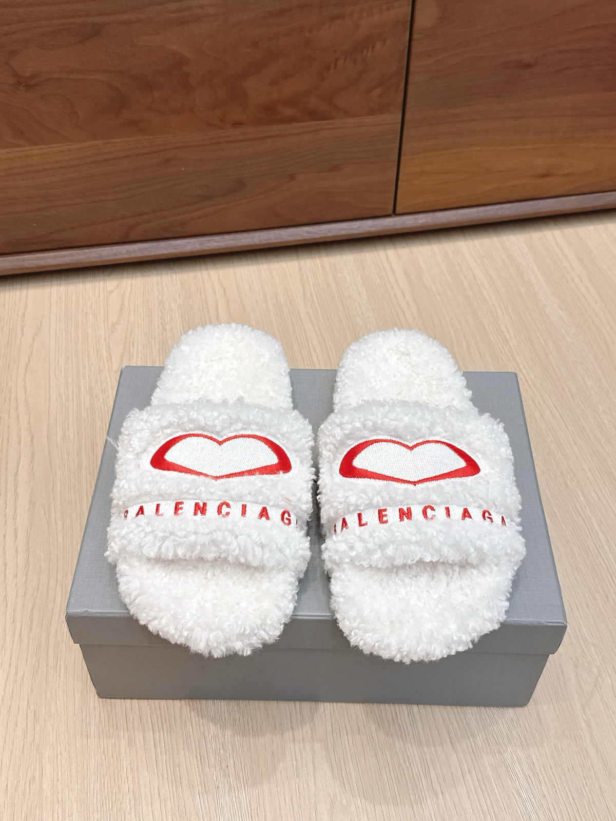 China Replica Balenciaga Women Shoes 77usd Only