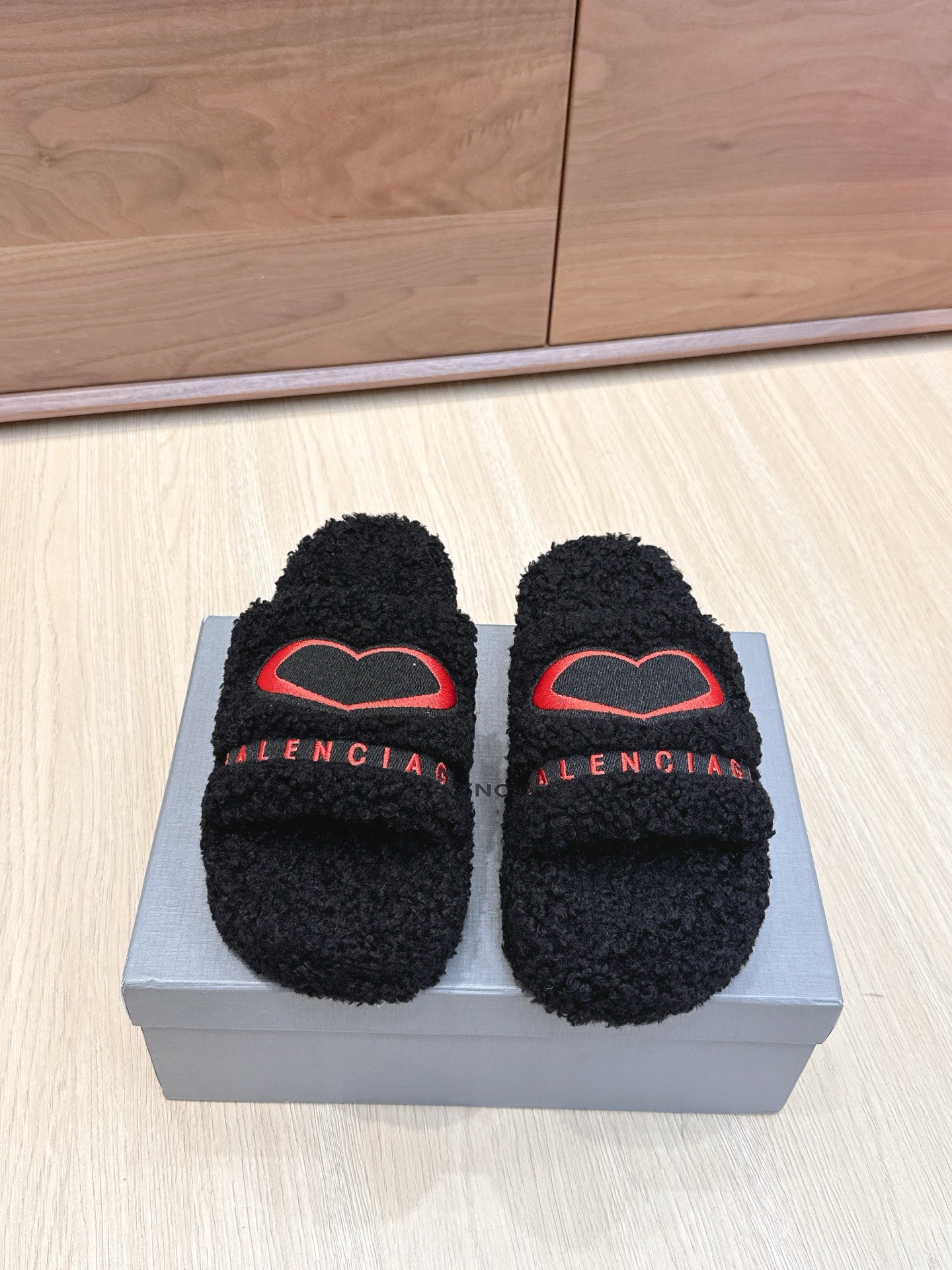 China Replica Balenciaga Women Shoes 77usd Only