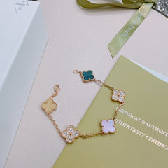 China Replica Van Cleef Arpels Bracelets 40usd Only