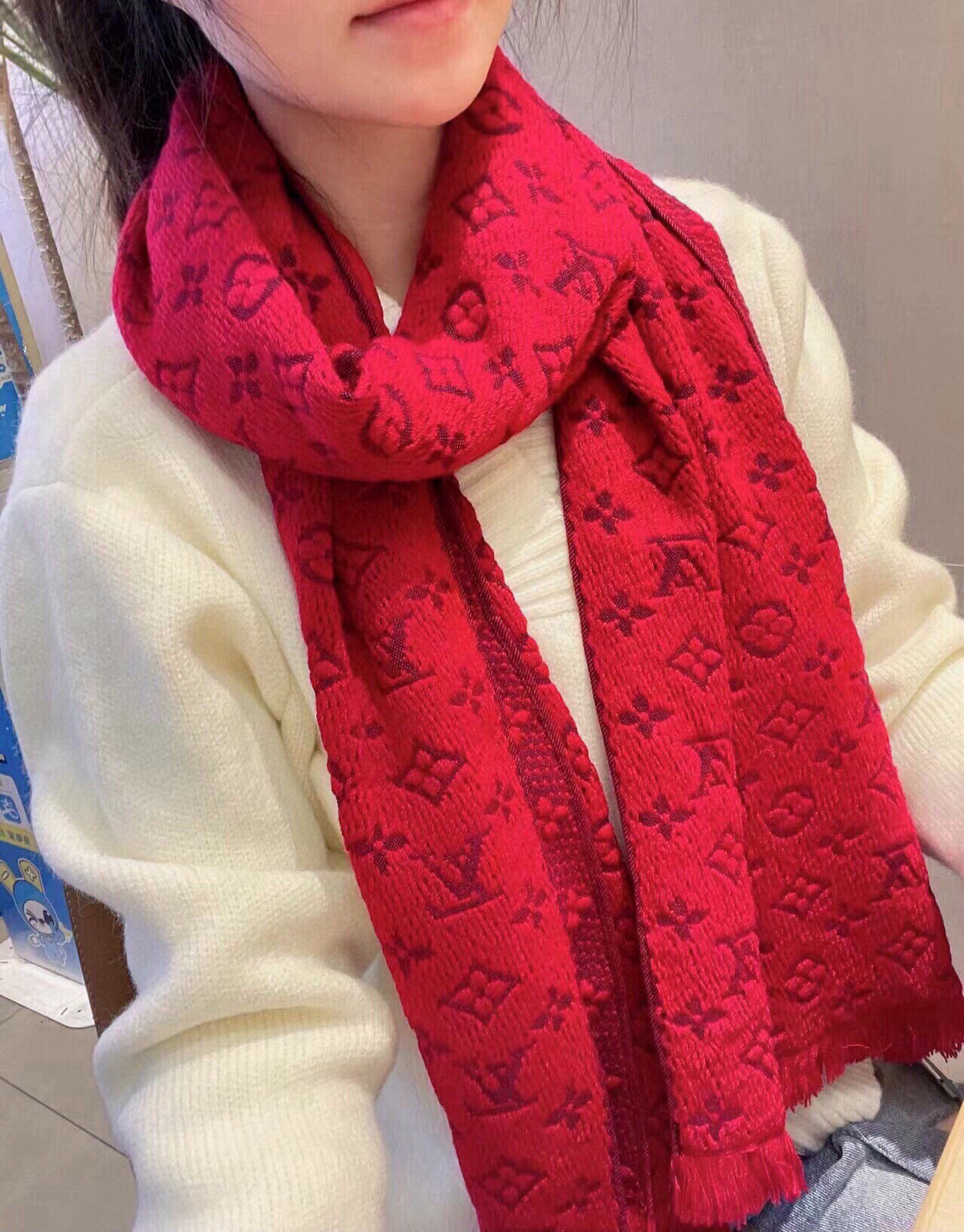 China Replica LV Scarf 46usd Only