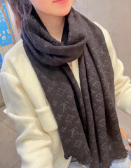 China Replica LV Scarf 46usd Only