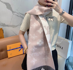 China Replica LV Scarf 58usd Only