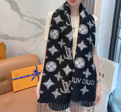 China Replica LV Scarf 58usd Only