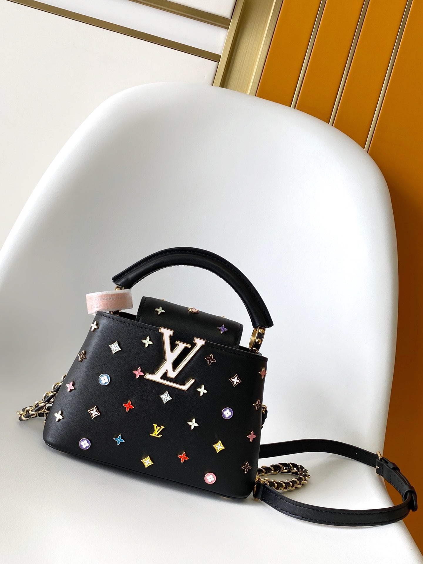 China Replica LV Handbags 405usd Only