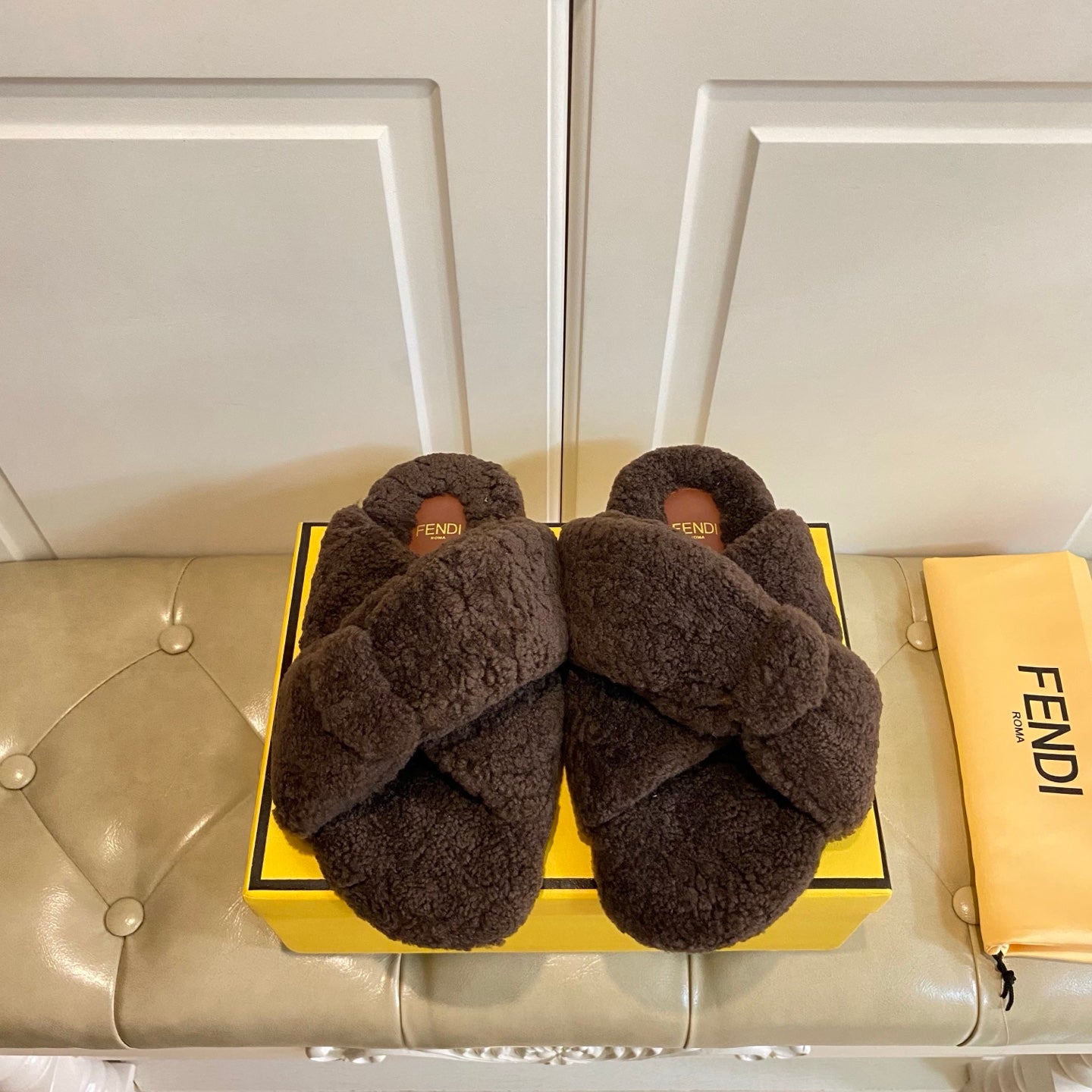 China Replica Fendi Women Shoes 91usd Only