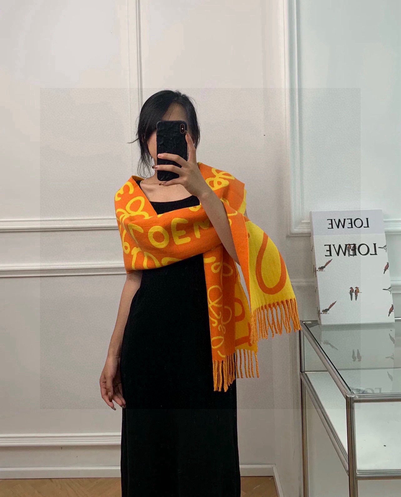 China Replica Gucci Scarf 38usd Only