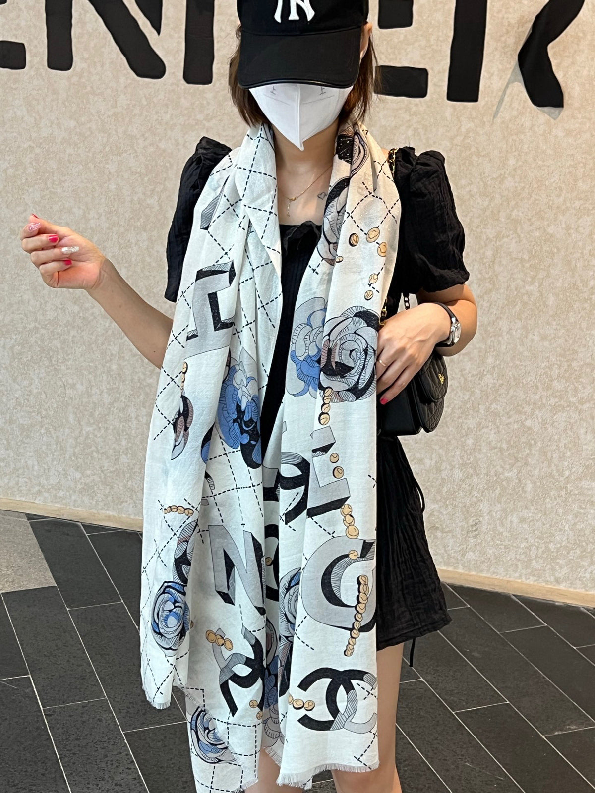 China Replica Gucci Scarf 78usd Only