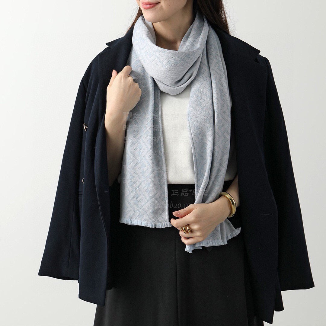 China Replica Fendi Scarf 48usd Only