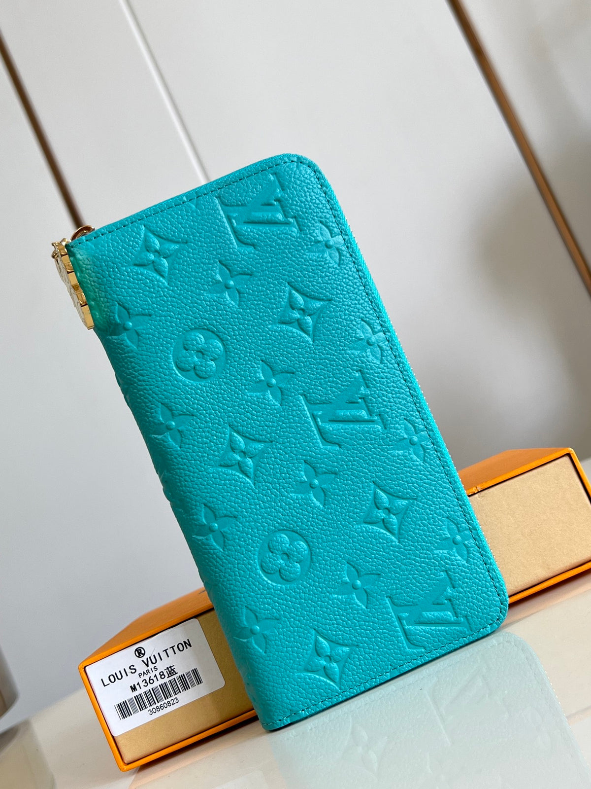 China Replica LV Handbags 93usd Only