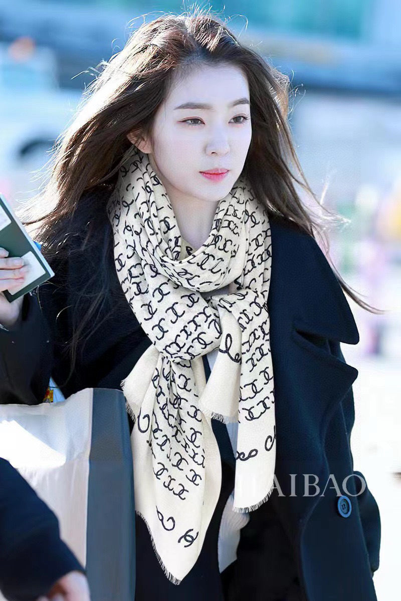 China Replica Gucci Scarf 76usd Only