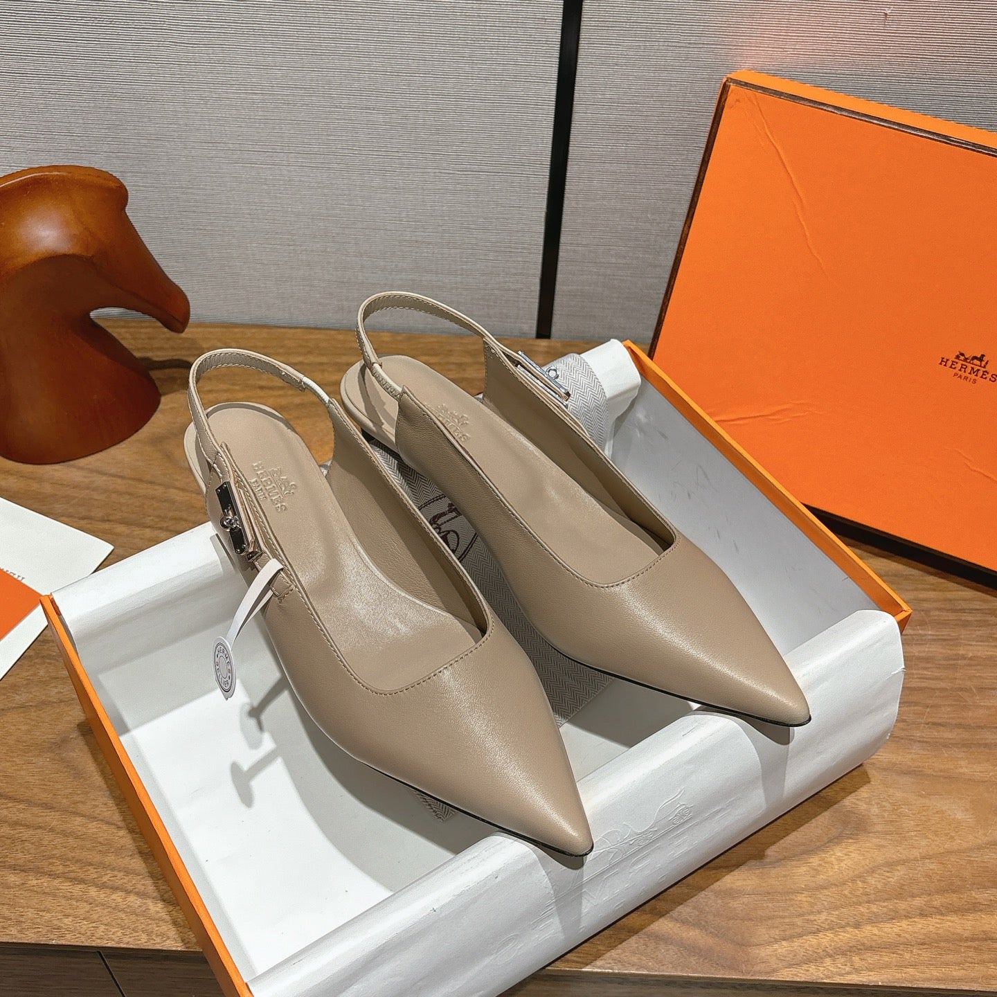 China Replica Hermes Women Shoes 98usd Only
