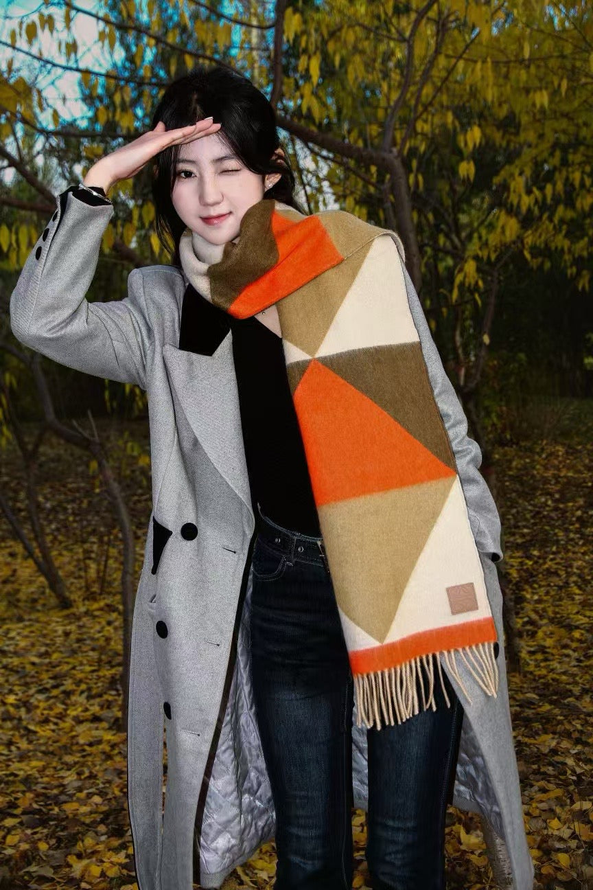 China Replica Loewe Scarf 48usd Only