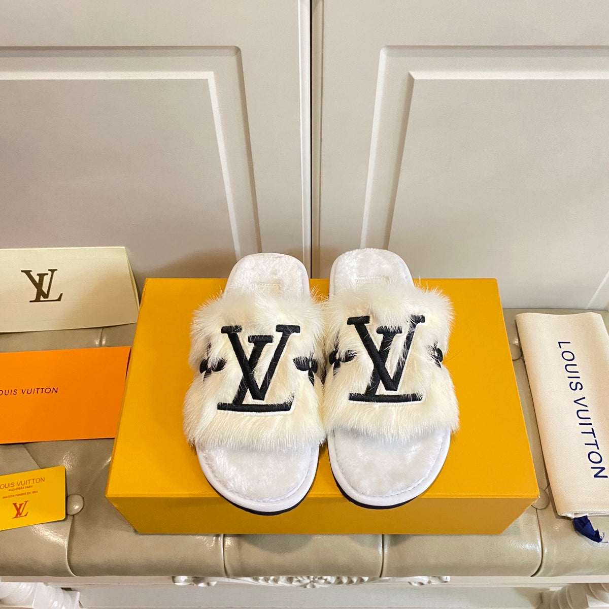 China Replica LV Women Shoes 115usd Only