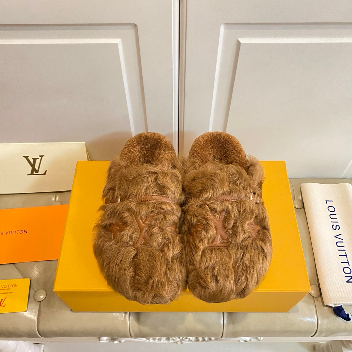 China Replica LV Women Shoes 122usd Only